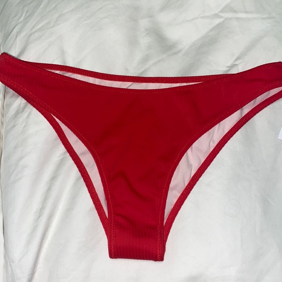 Red ribbed bikini bottom - Picture 1 of 5